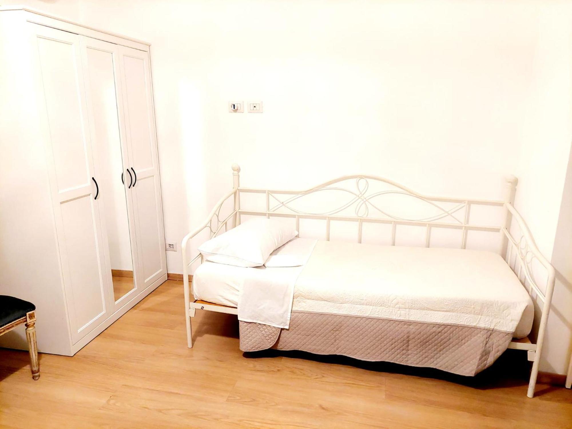 Vanity Apartment - 4 Bedrooms With 4 Bathrooms - Ac & Wifi Róma Kültér fotó